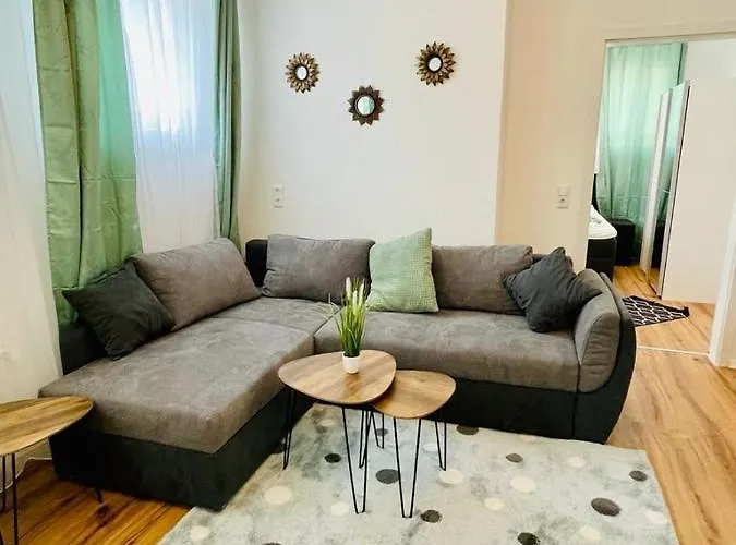 4Room-Central, Modern Near Mtu-The Catamaran By Lakescape Fewos